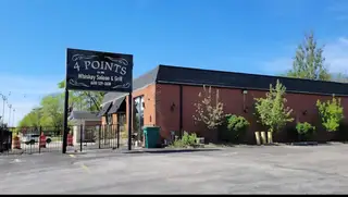 4 Points Whiskey Saloon & Grill