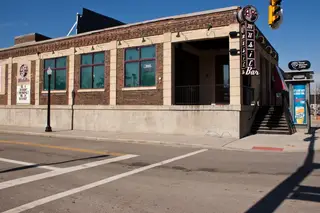 A&R Music Bar