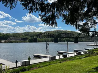 Allegheny RiverTrail Park