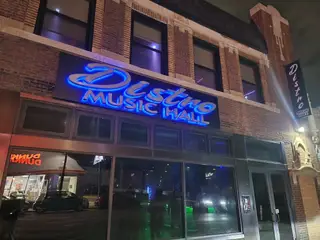 Distro Music Hall