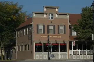 Ed & Joe's Restaurant & Pizzeria