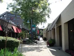 Edgebrook Shopping Center photo 2