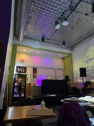 Gallery Art Bar