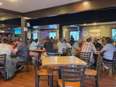 Gipper's Restaurant & Bar photo 2
