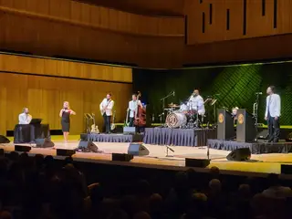 Holland Center