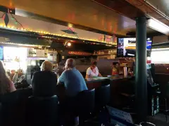 Hushers Pub & Grill photo 2