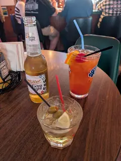 Hushers Pub & Grill photo 5