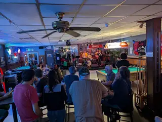 Ideal Sports Bar