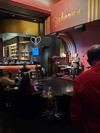 Johnnie's Jazz Bar & Grille