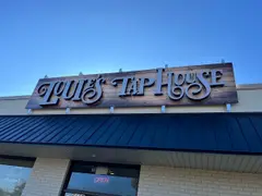 Louie's Tap House photo 1