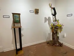 Maple Leaf Gallery photo 4