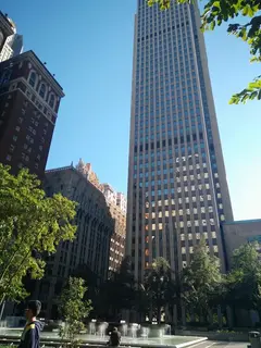 Mellon Square photo 4
