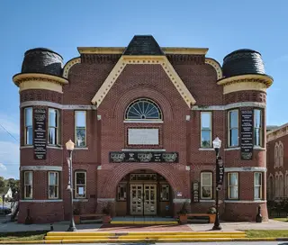 Memorial Opera House