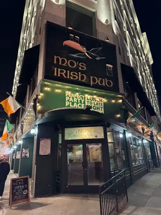 Mo's Irish Pub Downtown