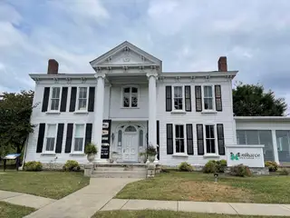 Monthaven Arts and Cultural Center