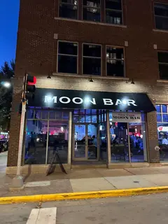 Moon Bar photo 1