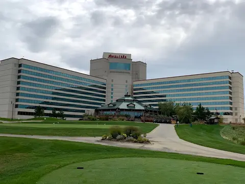 Mystic Lake Casino Hotel