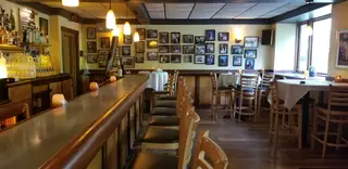 Otto's Restaurant & Bar