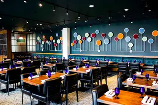Palette Bar & Grill