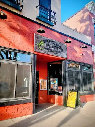 Potter's Place and Two-Nine Martini Lounge