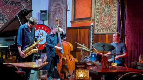 Schwartz's Point Jazz & Acoustic Club