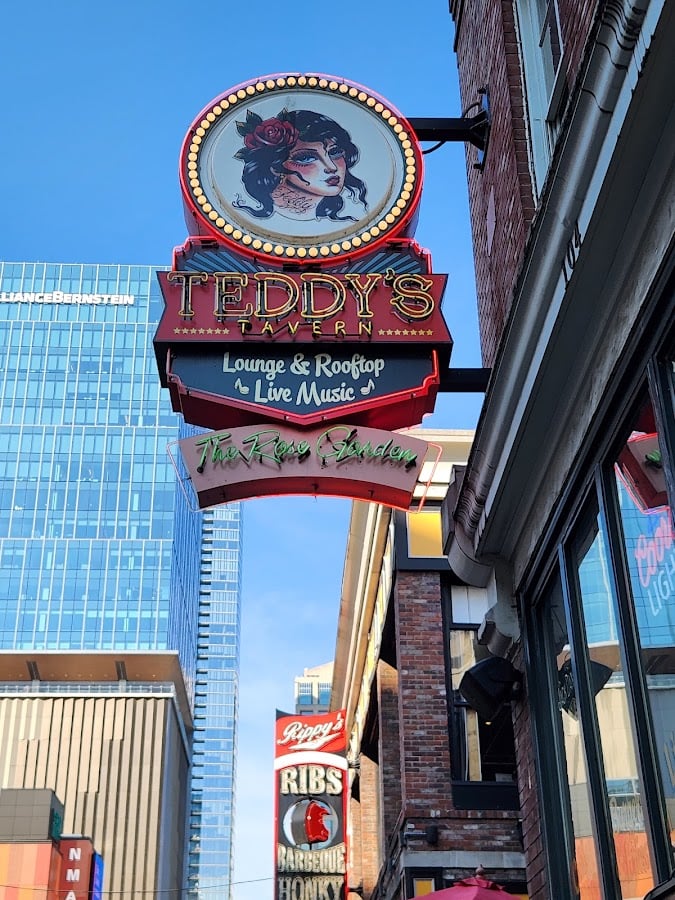 Teddy's Tavern