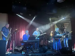 The B. Bar