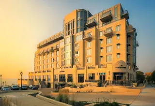 The Edgewater – The Grand Plaza