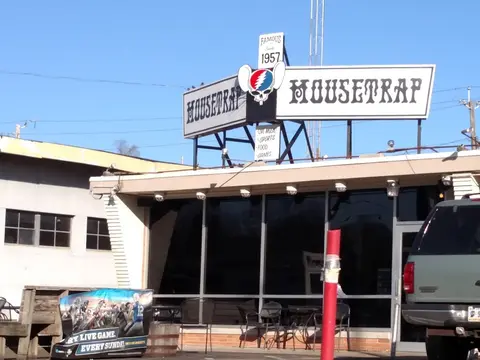 The Mousetrap Bar & Grill