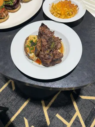 The Prestige Eatery and Entertainment