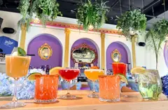 The Rusty Bee Lounge photo 4