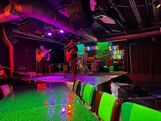 Tin Roof Broadway