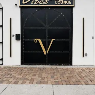 Vibes Bar & Lounge